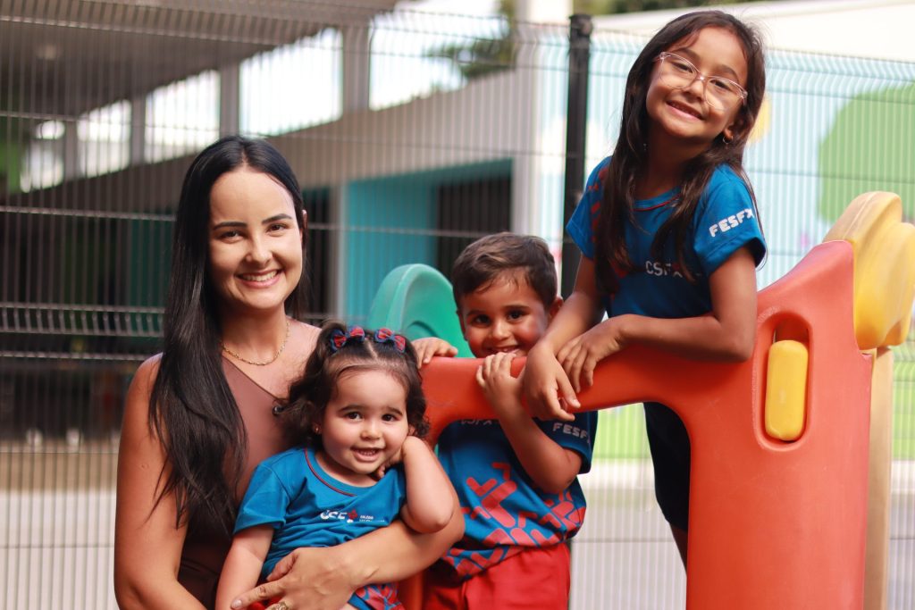 Sheylla Assis e família